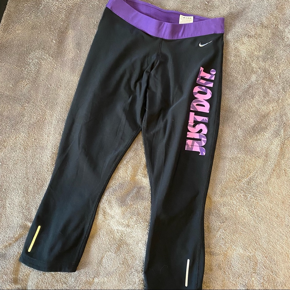 ‘Just Do It’ Nike Crop Running Leggings